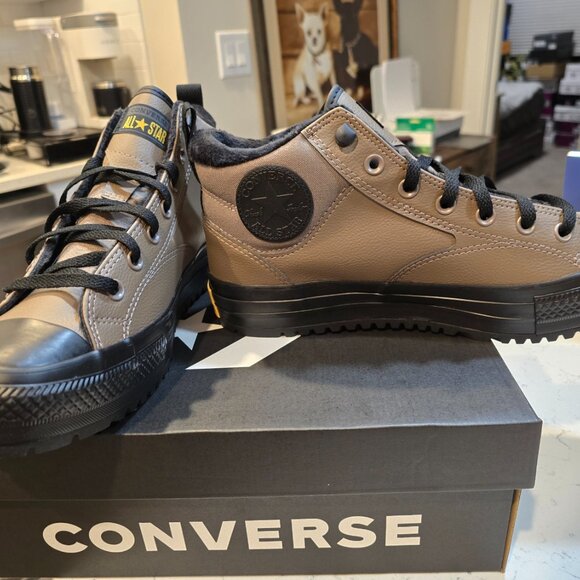 CONVERSE Men's Chuck Taylor All Star Malden Street Boot Water-Repellent Mens 10 - Picture 2 of 16